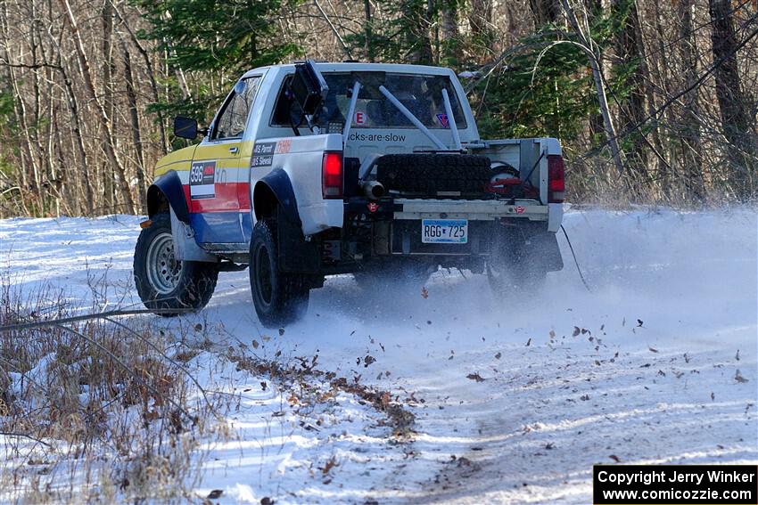 Scott Parrott / Shawn Silewski Chevy S-10 on SS1, Nemadji Trail East.