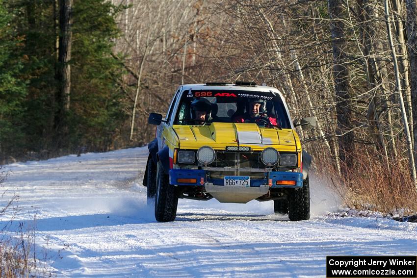 Scott Parrott / Shawn Silewski Chevy S-10 on SS2, Nemadji Trail West.