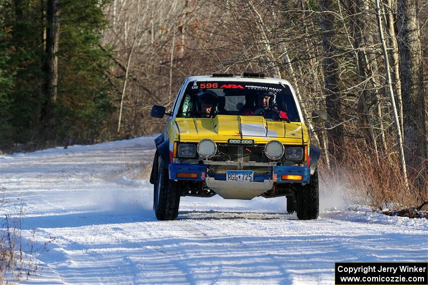 Scott Parrott / Shawn Silewski Chevy S-10 on SS2, Nemadji Trail West.