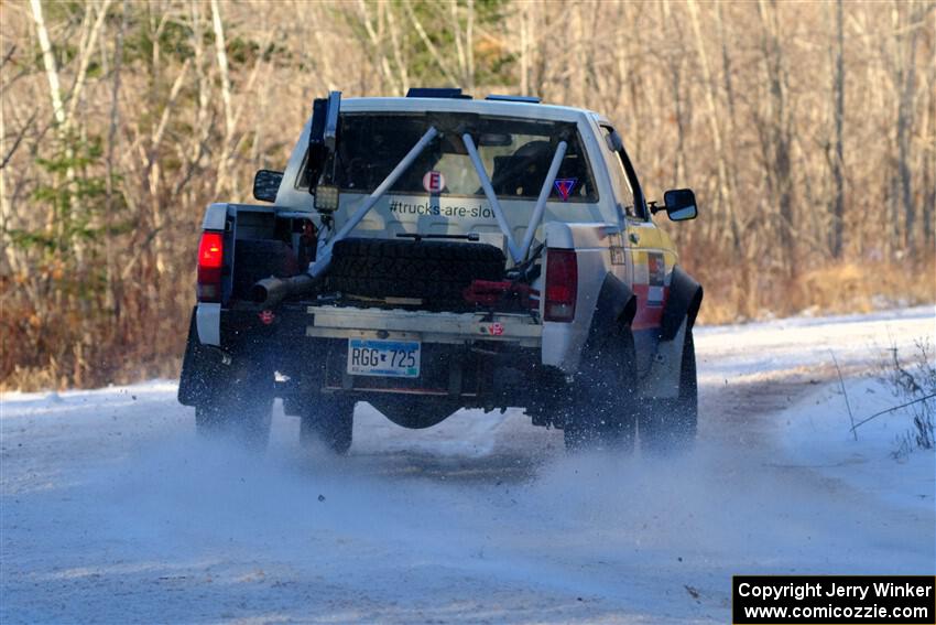 Scott Parrott / Shawn Silewski Chevy S-10 on SS2, Nemadji Trail West.