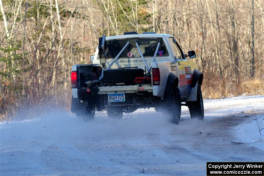 Scott Parrott / Shawn Silewski Chevy S-10 on SS2, Nemadji Trail West.