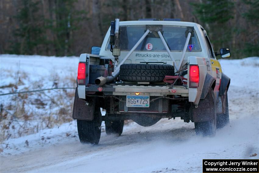 Scott Parrott / Shawn Silewski Chevy S-10 on SS3, Eastbound Again.