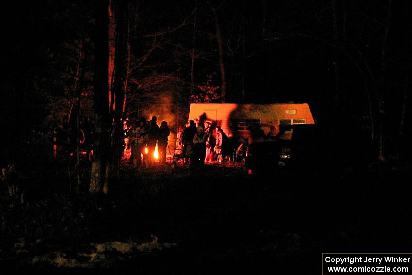 A small crowd of spectators on SS14, Thunder River.