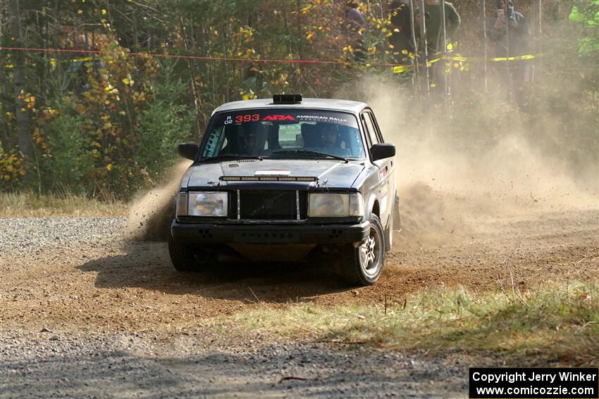 Adam Brock / Shanti Witt Volvo 244 on SS1, Al's Playground I.