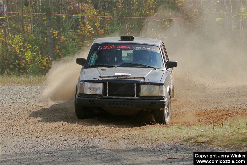 Adam Brock / Shanti Witt Volvo 244 on SS1, Al's Playground I.