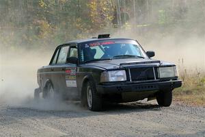 Adam Brock / Shanti Witt Volvo 244 on SS1, Al's Playground I.