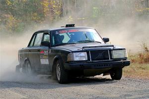 Adam Brock / Shanti Witt Volvo 244 on SS1, Al's Playground I.