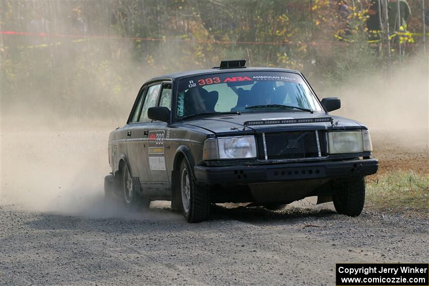 Adam Brock / Shanti Witt Volvo 244 on SS1, Al's Playground I.