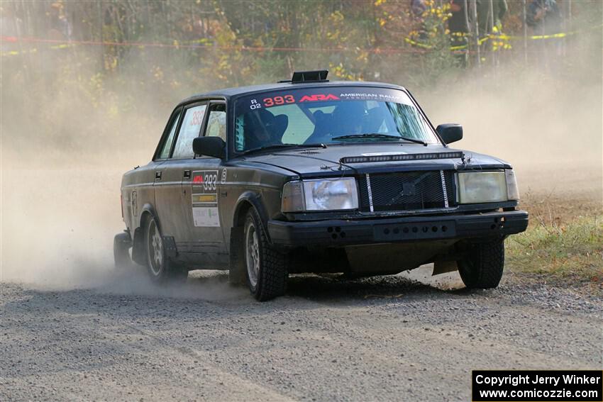 Adam Brock / Shanti Witt Volvo 244 on SS1, Al's Playground I.