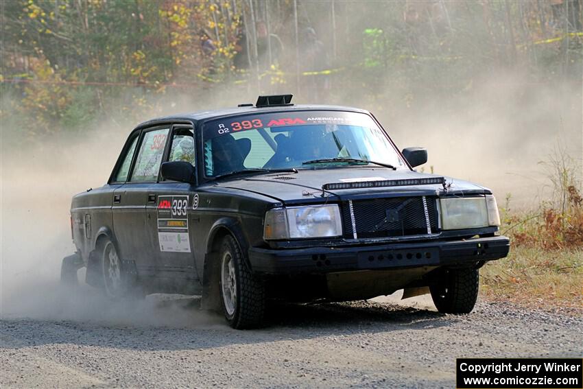 Adam Brock / Shanti Witt Volvo 244 on SS1, Al's Playground I.