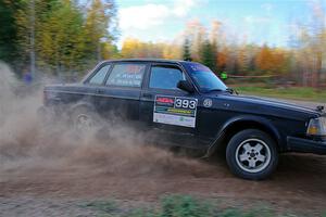 Adam Brock / Shanti Witt Volvo 244 on SS5, Far Point I.