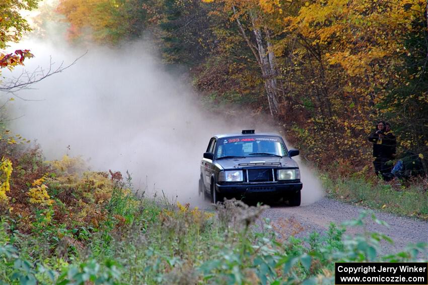 Adam Brock / Shanti Witt Volvo 244 on SS5, Far Point I.