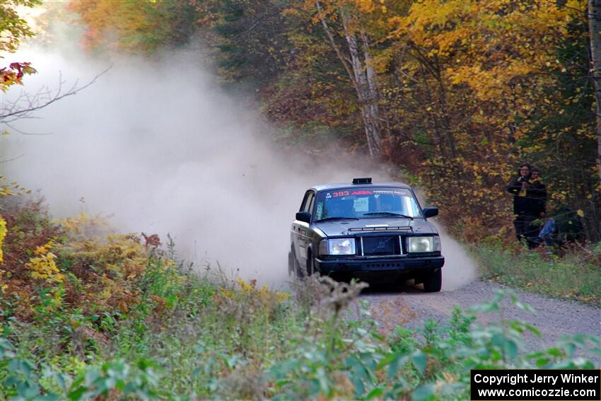 Adam Brock / Shanti Witt Volvo 244 on SS5, Far Point I.