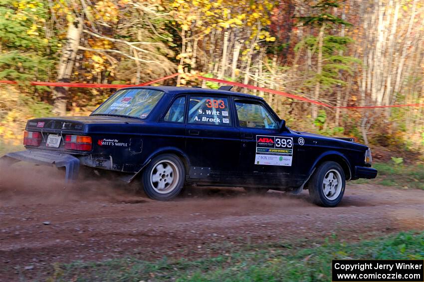 Adam Brock / Shanti Witt Volvo 244 on SS5, Far Point I.