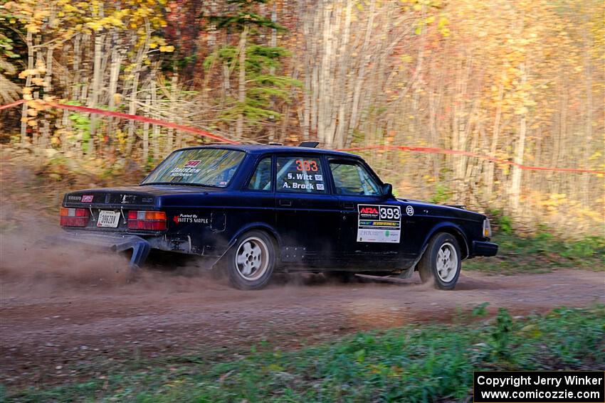 Adam Brock / Shanti Witt Volvo 244 on SS5, Far Point I.