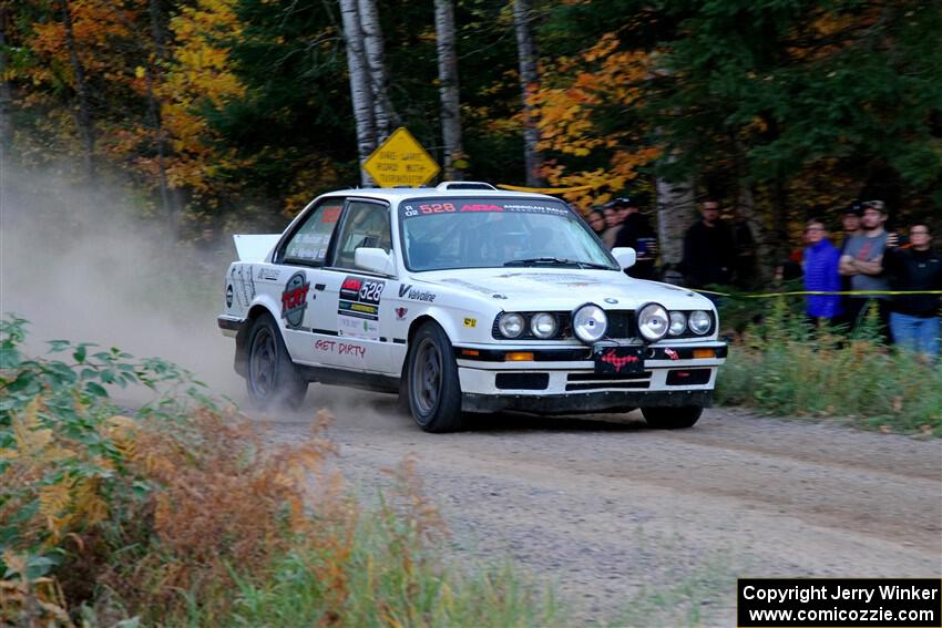 Keegan Helwig / Elena Huizar BMW 325i on SS5, Far Point I.