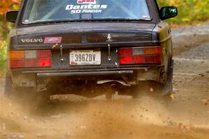 Adam Brock / Shanti Witt Volvo 244 on SS15, Double Trouble.