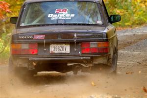 Adam Brock / Shanti Witt Volvo 244 on SS15, Double Trouble.