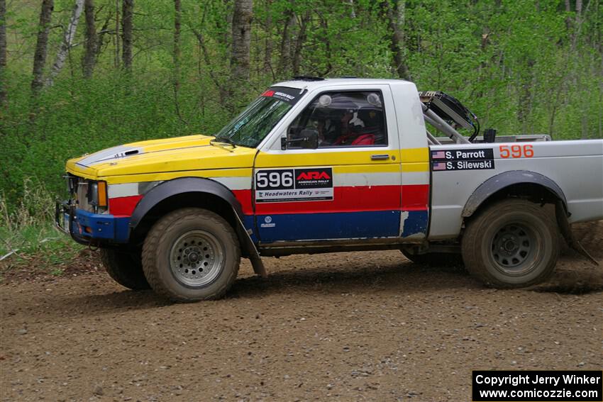 Scott Parrott / Shawn Silewski Chevy S-10 on SS2, Kabekona I.