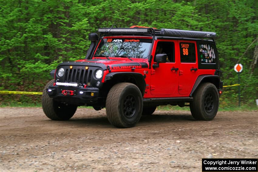 A Jeep Wrangler Rubicon sweeps SS3, Steamboat I.