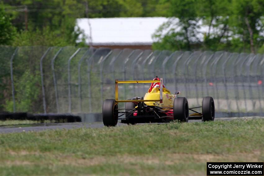 John Janssen's Formula Continental Van Diemen RF02/Mazda