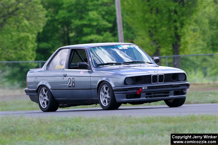 Jeff Johnk's BMW 325i