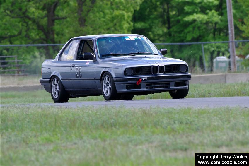 Jeff Johnk's BMW 325i