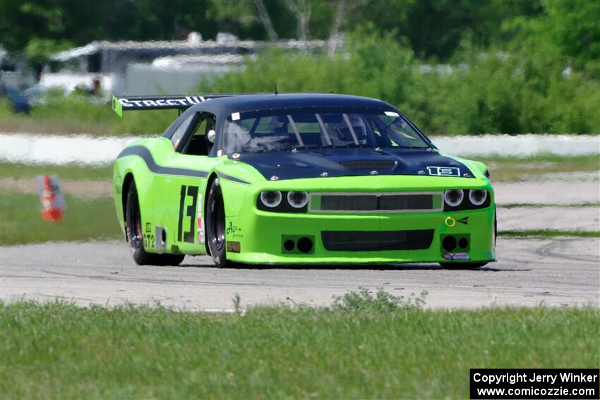 Robert May's GT-2 Dodge Challenger