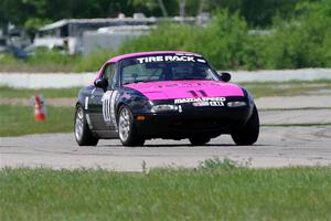 Sophie Jones' Spec Miata Mazda Miata