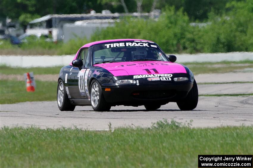 Sophie Jones' Spec Miata Mazda Miata
