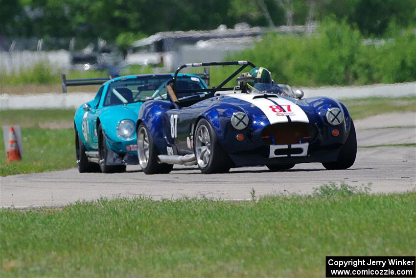 Rob Wilke's SPO Shelby Cobra Replica and Brandon Points' GTX Factory Five Racing 65 Coupe