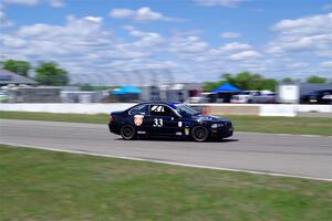 Tyler Arvig's T3 BMW 330Ci