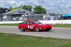Matt Lawson's ITE-2 Porsche 944 Turbo
