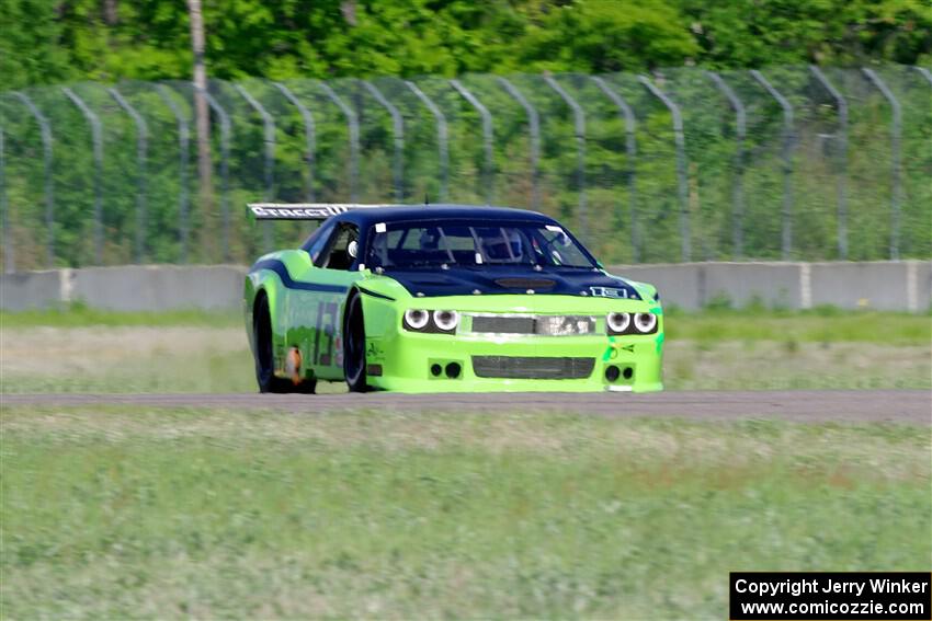 Robert May's GT-2 Dodge Challenger