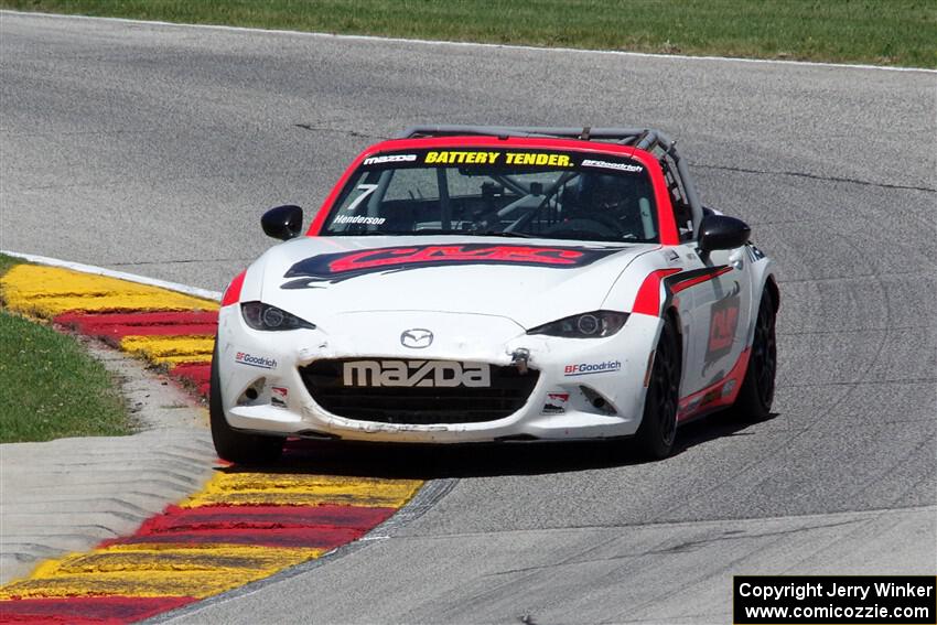 Brian Henderson's Mazda MX-5 Cup