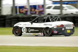 Robert Noaker's Mazda MX-5 Cup