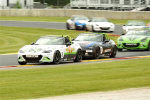 Nathanial Sparks' and Nikko Reger's Mazda MX-5 Cups