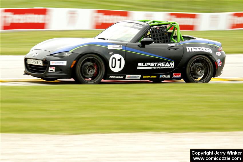 Nikko Reger's Mazda MX-5 Cup