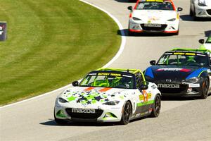 Nathanial Sparks' and Nikko Reger's Mazda MX-5 Cups