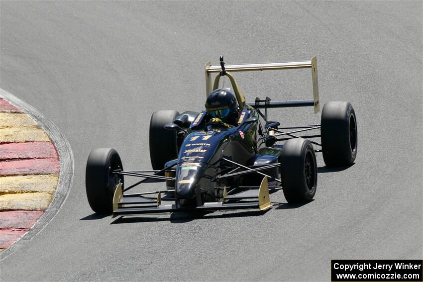 Gabriel Cahan's Van Diemen RF06/Ford