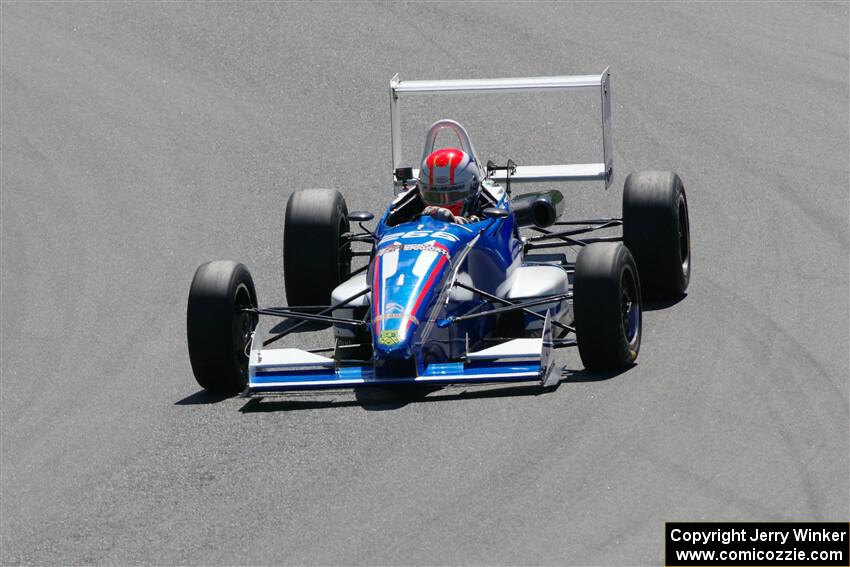 Dane McMahon's Van Diemen Élan DP08