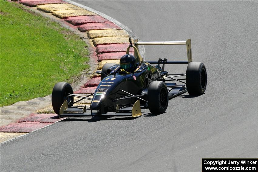 Gabriel Cahan's Van Diemen RF06/Ford
