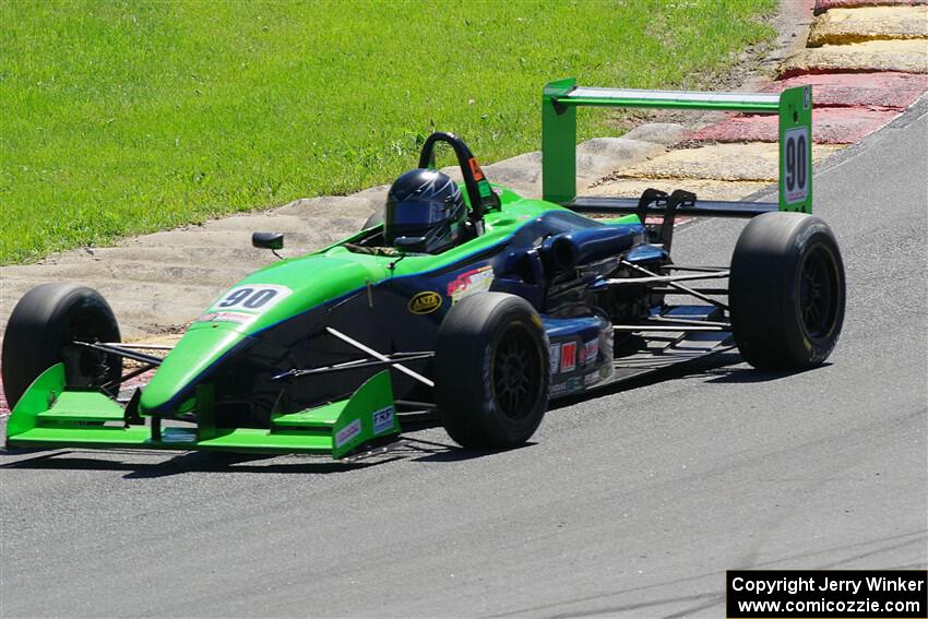 Robert Wright's Van Diemen Élan DP08