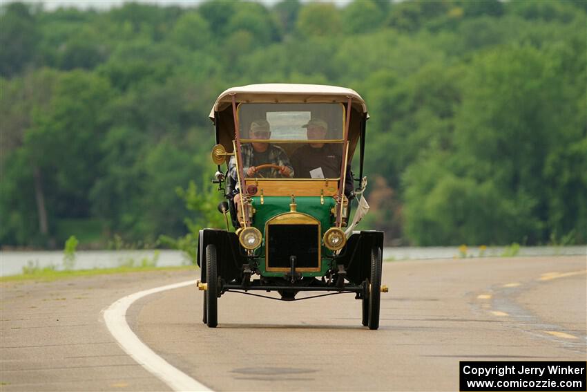 Winston Peterson's 1911 Maxwell