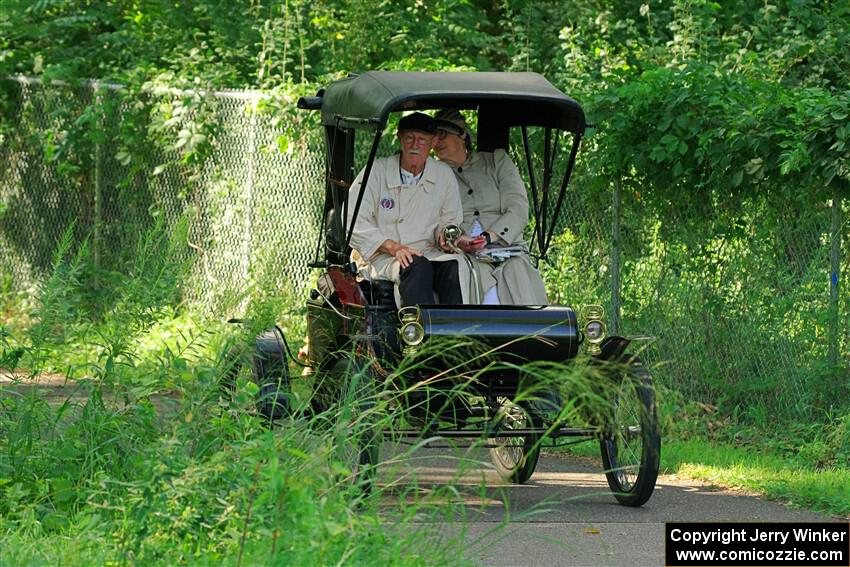 Bill Ottemann's 1902 Oldsmobile