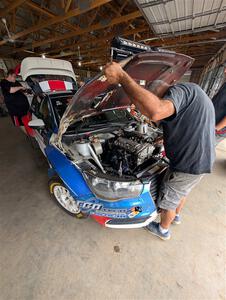 Roberto Yglesias / David Ma Audi A1 Maxx Rally heads through the tech line.