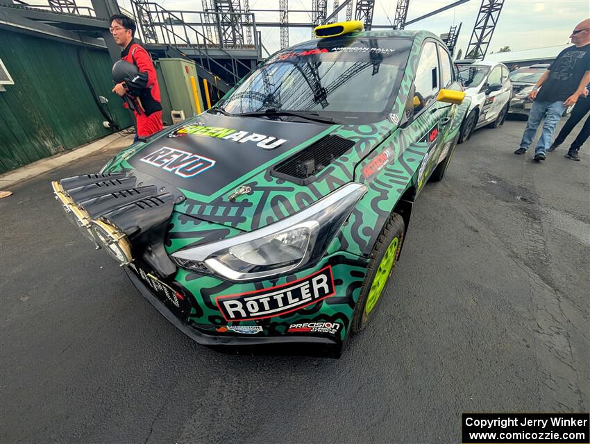Alastair Scully / Stefan Trajkov Hyundai i20 R5 at parc expose at Soo Pass Ranch.
