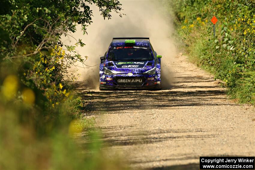 Patrick Gruszka / John Hall Hyundai i20 R5 on SS3, Refuge I.