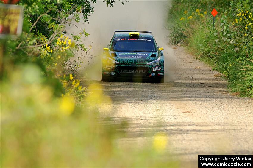 Alastair Scully / Stefan Trajkov Hyundai i20 R5 on SS3, Refuge I.