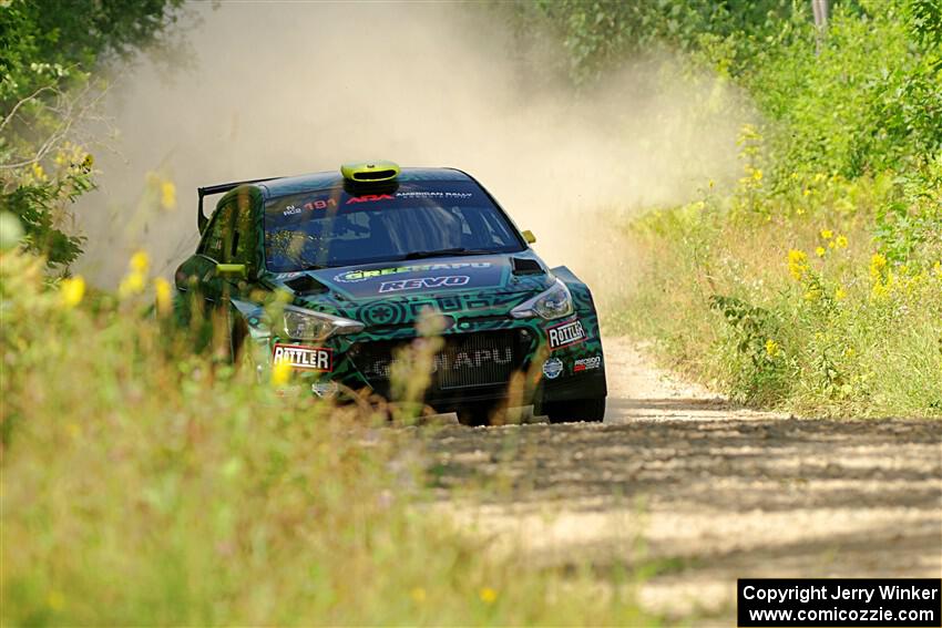Alastair Scully / Stefan Trajkov Hyundai i20 R5 on SS3, Refuge I.